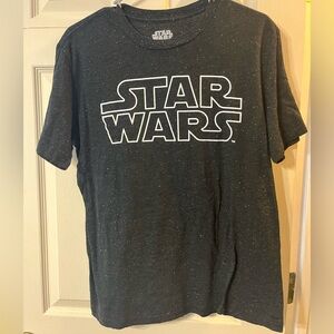 Mens Large Star Wars Black Speckled t-shirt 29 inches long 20 inch pit to pit